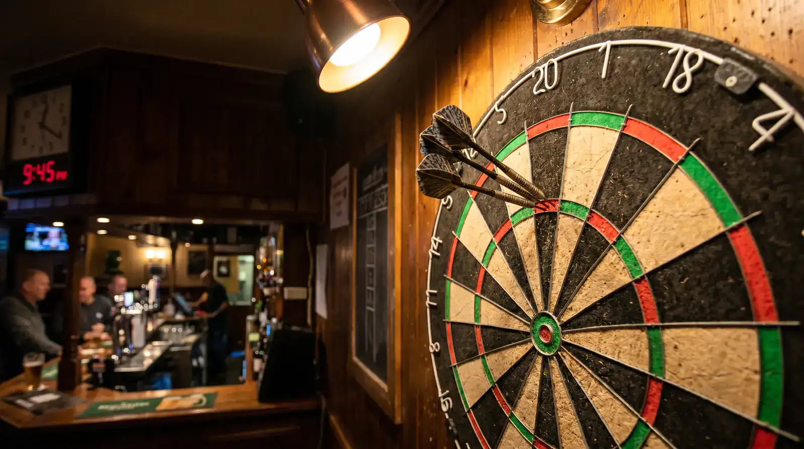 Nischensportarten bei Bitcoin-Wetten — niedrigere Limits für eSports, Handball und Darts